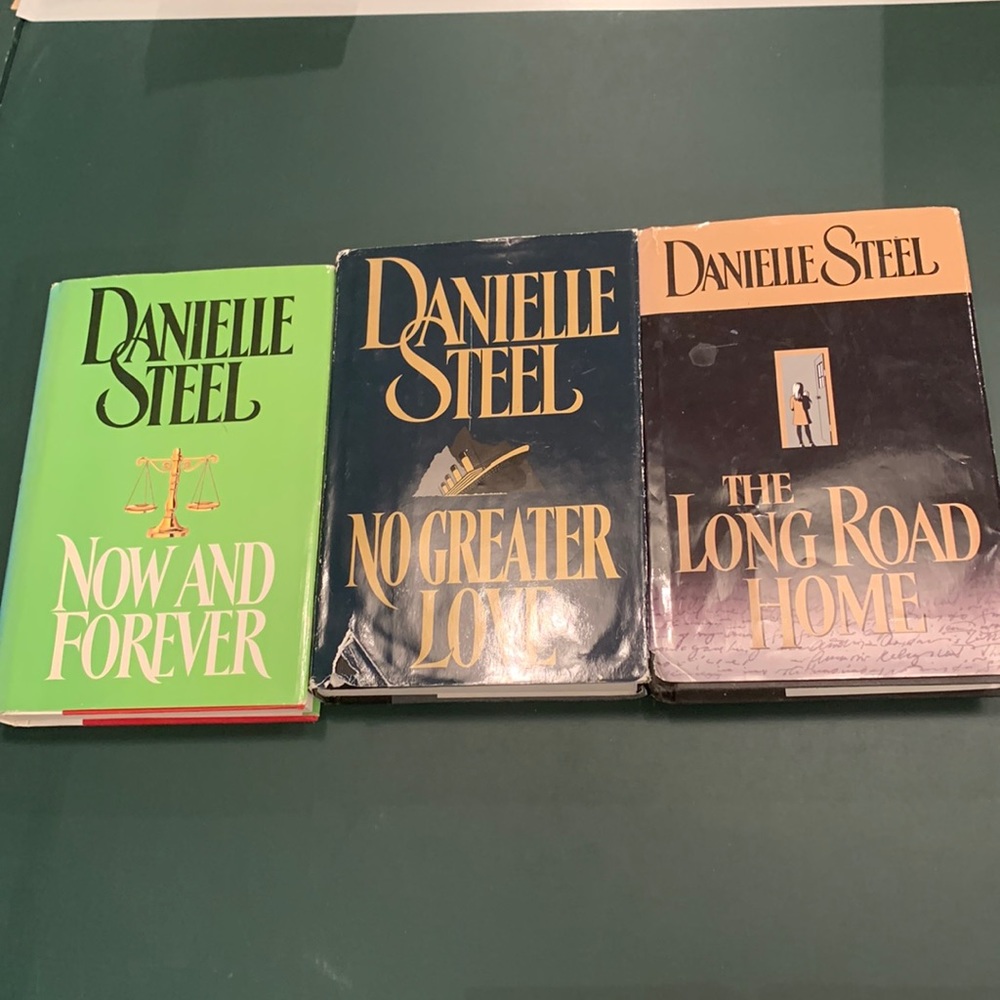 Danielle Steel Hardcover Books - Set of 3